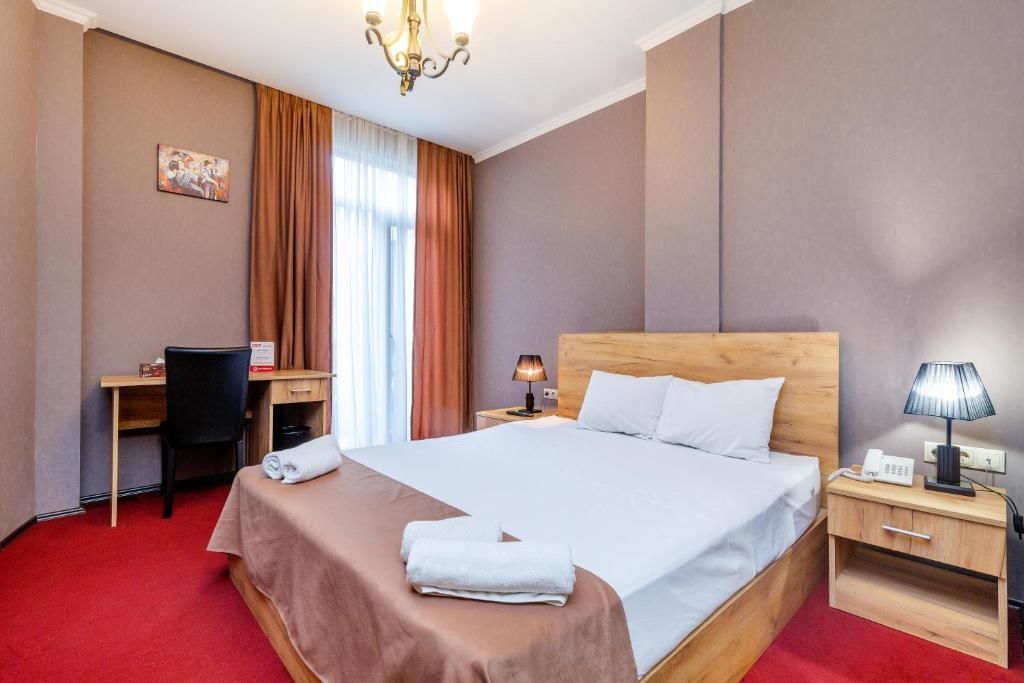 Отель Hotel Marlyn Тбилиси